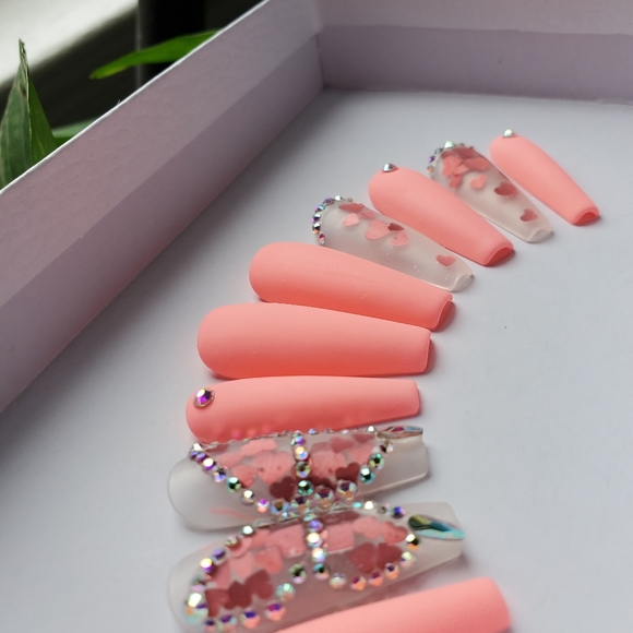 Handmade Nails - Picture 2 of 3